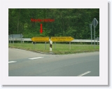 P7030022s * Hier links abbiegen : Richtung Niederstetten / Schwarzenbronn !!!! * 550 x 413 * (66KB)