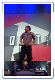 toa10_fr_031 * Hauptbühne (FR) - Donots * 2256 x 1496 * (1.54MB)