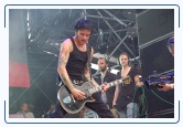 toa10_fr_035 * Hauptbühne (FR) - Donots * 2256 x 1496 * (1.73MB)