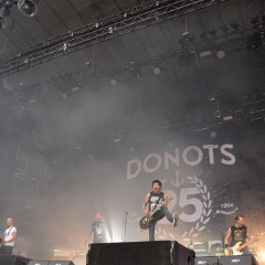 Taubertal-Festival 2019 (SA) - Hauptbühne - Donots  D71 8313