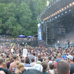 Taubertal-Festival 2019 (SA) - Hauptbühne - Donots  D71 8419