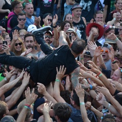 Taubertal-Festival 2019 (SA) - Hauptbühne - Donots  D71 8477